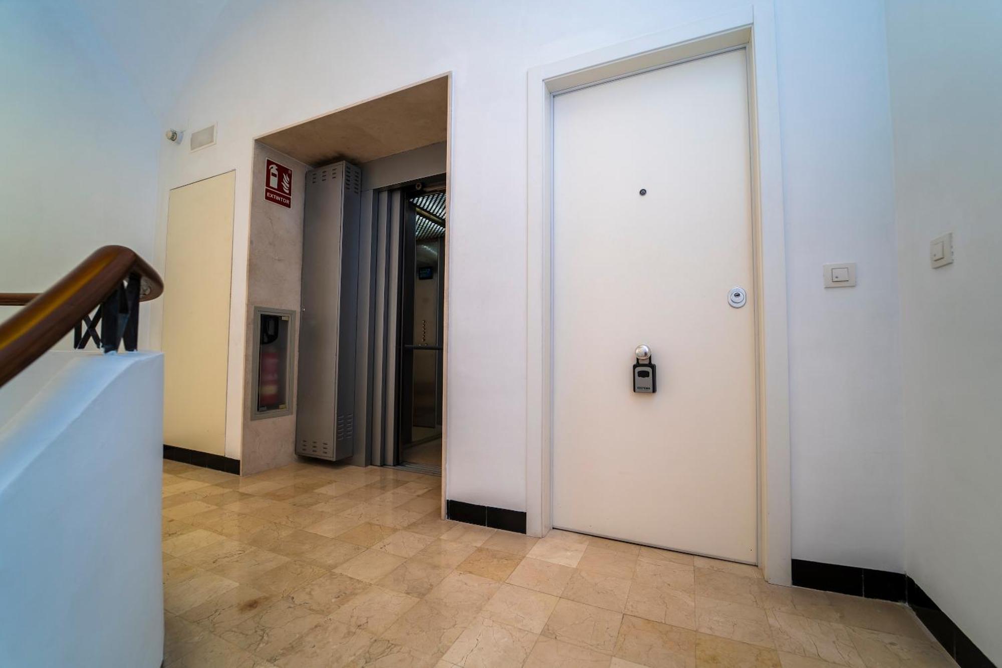 Apartamentos Alicante Centro By Renthas Exterior foto